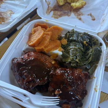 Macarthur's Restaurant - Bbq chicken plate with yams,collards,cornbread muffin - Southern Near Me - Chicago, Illinois Macarthur's Restaurant - Bbq chicken plate with yams,collards,cornbread muffin - Southern Near Me - Chicago, Illinois