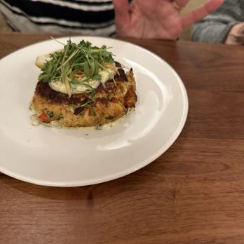 Mirabelle - Crab cake - Comfort Food Near Me - Excelsior, Minnesota