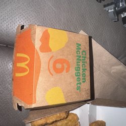 McDonald's - Only 4 nuggets in The 6 pc. Chicken McNuggets