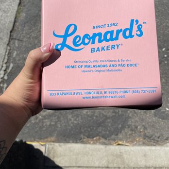 Leonard's Bakery - Bakeries Near Me - Honolulu, Hawaii