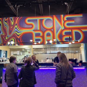 Mellow Mushroom - Order area - Pizza Near Me - Fayetteville, Arkansas