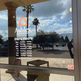 Ashley Store - Furniture Stores Near Me - Pearland, Texas