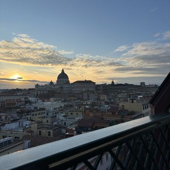 Terrazza Lea Etoiles Atlante Hotel - Bars Near Me - Rome, RM