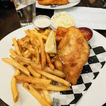 McCormick's Pub & Restaurant - Fish & Chips - Irish Near Me - Wayzata, Minnesota