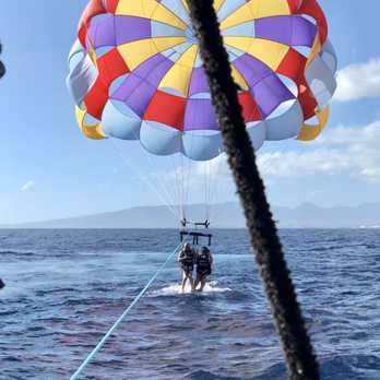 X-Treme Parasail - Parasailing Near Me - Honolulu, Hawaii