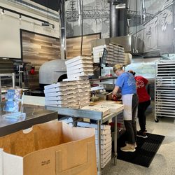Valley Pizza - Everyone was so friendly