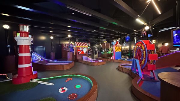 PUTT NATION - Updated December 2025 - 159 Photos & 78 Reviews - 1995 ...