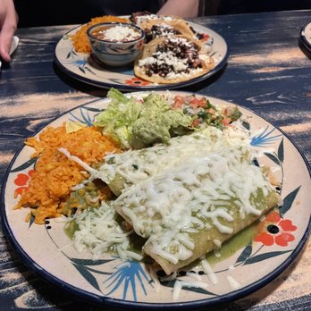 Azul Mexicano - Enchiladas verdes - Mexican Near Me - Charleston, South Carolina Azul Mexicano - Enchiladas verdes - Mexican Near Me - Charleston, South Carolina