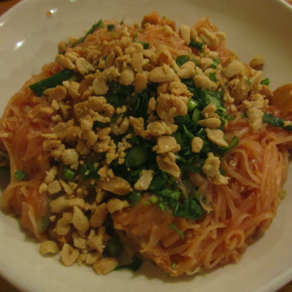 Zen Zero - Pad Thai w. Tofu - Asian Fusion Near Me - Lawrence, Kansas