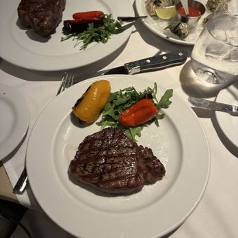 Arroyo Chop House - Steakhouses Near Me - Pasadena, California Arroyo Chop House - Steakhouses Near Me - Pasadena, California