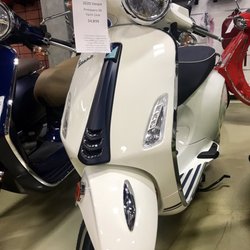 Stamford Motorsports - Vespa Yacht Edition