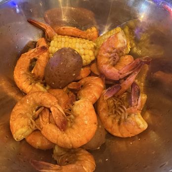 Willie's Grill & Icehouse - Pound of Gulf Shrimp with Cajun Seasoning - Burgers Near Me - New Braunfels, Texas Willie's Grill & Icehouse - Pound of Gulf Shrimp with Cajun Seasoning - Burgers Near Me - New Braunfels, Texas