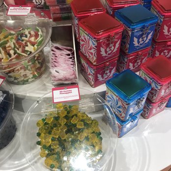 IT'SUGAR - 3D pineapple gummies. - Candy Stores Near Me - San Antonio, Texas