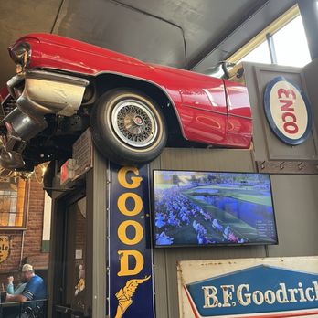 Big Al's Pizza - Interior - Pizza Near Me - La Crosse, Wisconsin