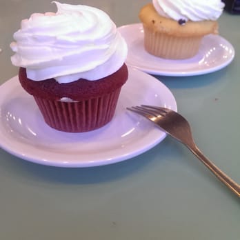 Molly's Cupcakes - Red velvet with buttercream frosting - light, moist, and perfect. - Desserts Near Me - Chicago, Illinois Molly's Cupcakes - Red velvet with buttercream frosting - light, moist, and perfect. - Desserts Near Me - Chicago, Illinois