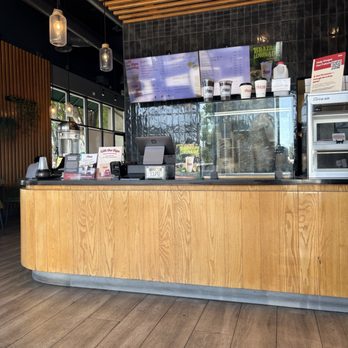 7 Leaves Cafe - cashier/front - Bubble Tea Near Me - Campbell, California 7 Leaves Cafe - cashier/front - Bubble Tea Near Me - Campbell, California