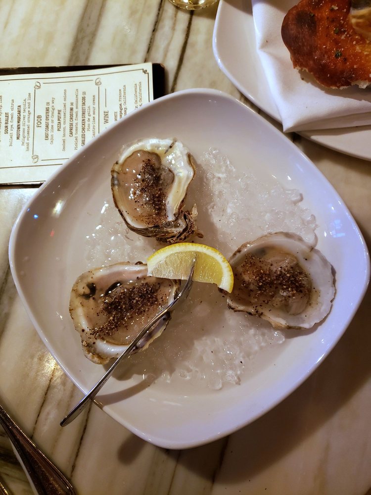 THE SILVER PIG BAR & OYSTER ROOM 106 Photos & 92 Reviews Cocktail