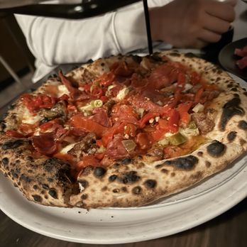Double Zero Pie & Pub - Pizza Near Me - Las Vegas, Nevada