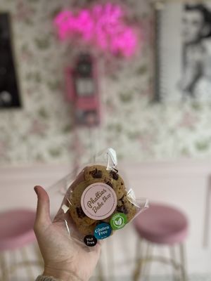 Phatties Bake Shop by null