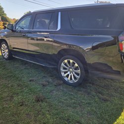 Moonlite Limousine - "Riding in style" with Chevy's Suburban