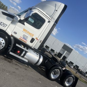 Professional Truck Washing - Car Wash Near Me - Columbus, Ohio Professional Truck Washing - Car Wash Near Me - Columbus, Ohio