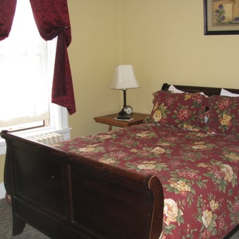 Hotel Wolf - Bedroom. Nice, clean bed.
Streetside rooms are a bit noisy with traffic sounds all night. But not enough to keep me awake. - Hotels Near Me - Saratoga, Wyoming Hotel Wolf - Bedroom. Nice, clean bed.
Streetside rooms are a bit noisy with traffic sounds all night. But not enough to keep me awake. - Hotels Near Me - Saratoga, Wyoming