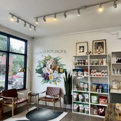 Good Boy Jacks - cutest little mural on the wall & sitting area