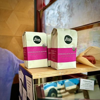 Linea Caffe by null