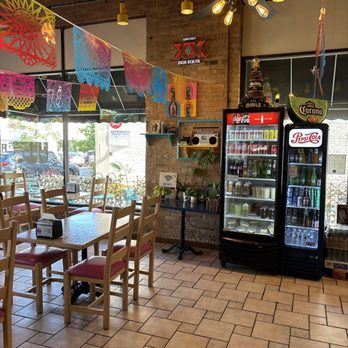 La Taquiza - Mexican Near Me - Winnetka, Illinois