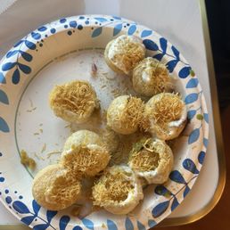 Dahi Puri Presentation