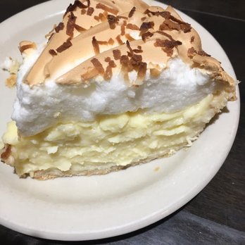 Briannas cafe - Coconut Cream pie - American Near Me - Montezuma, Kansas