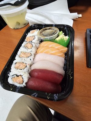 251 Ginza Sushi by null