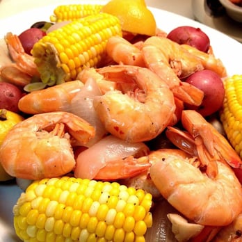 The Hideout Bar & Grill - Shrimp boil on Friday's - American Near Me - Gladstone, Missouri