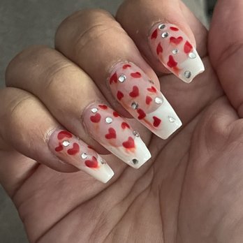 Novae Beautique Nails & Lashes - Smeared artwork - Nail Salons Near Me - Centennial, Colorado