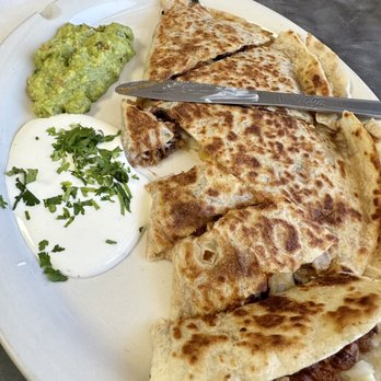 Xinantecatl Restaurant - El Pastore quesadilla with onions.. Tasty, not excessive cheese.. - American Near Me - Fresno, California Xinantecatl Restaurant - El Pastore quesadilla with onions.. Tasty, not excessive cheese.. - American Near Me - Fresno, California