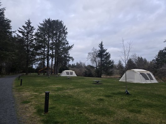 Snow Peak Campfield: Long Beach by null