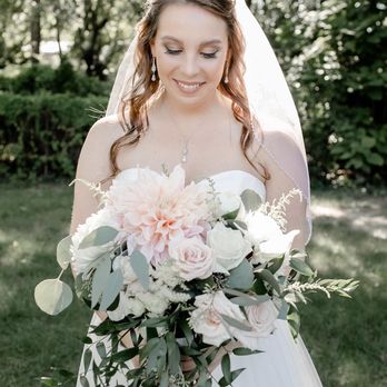 Merkels Floral Studio - 2020 weddings - Florists Near Me - Mentor, Ohio Merkels Floral Studio - 2020 weddings - Florists Near Me - Mentor, Ohio