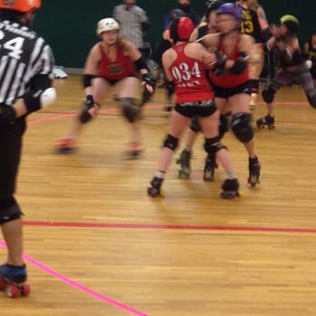 Skate Station - Intense! This is an awesome event. I'm having a great time. The energy is great tonight! - Skating Rinks Near Me - Jacksonville, Florida