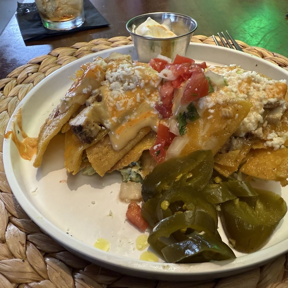 Stuffed Nachos L Stuffed Nachos L