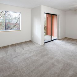 Crystal Lake Apartments