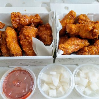 bb.q Chicken Katy - Soys Garlic's and honey garlic wings - Chicken Shop Near Me - Katy, Texas