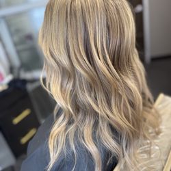 SR Hair Studio