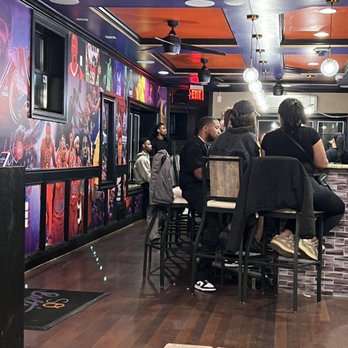 So Baltimore Sports Bar - people sitting at the bar - Sports Bars Near Me - Baltimore, Maryland So Baltimore Sports Bar - people sitting at the bar - Sports Bars Near Me - Baltimore, Maryland