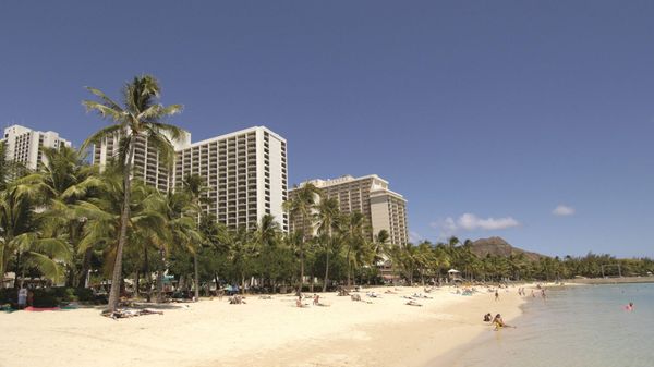 Waikiki Beach Marriott Resort & Spa by null
