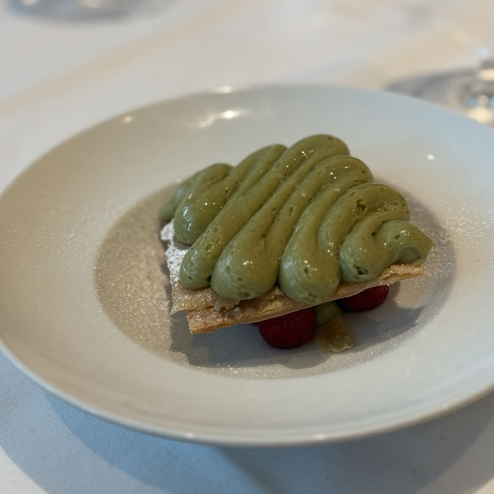 Mamo Miami - Mille foglie al pistacchio - Italian Near Me - Miami, Florida Mamo Miami - Mille foglie al pistacchio - Italian Near Me - Miami, Florida