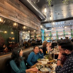 Imm Thai Kitchen - Dining room