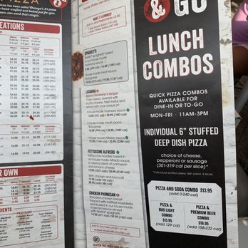 Giordano's - Pizza Near Me - Chicago, Illinois