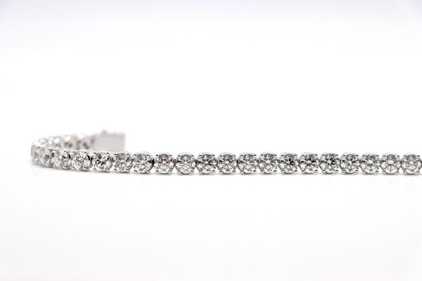Chaplin's Jewelry by null