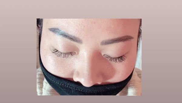 Classic Eyelash Extensions - Classic lashing is a technique in which a single extension is applied to one, isolated natural lash. Classic lashes are perfect for adding length and fullness to your natural lash line. This creates simple, yet beautiful natural looking lash extensions. Classic Eyelash Extensions - Classic lashing is a technique in which a single extension is applied to one, isolated natural lash. Classic lashes are perfect for adding length and fullness to your natural lash line. This creates simple, yet beautiful natural looking lash extensions.