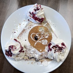Crepe Amour - Wife's choice, forgot to take pictures of mine, cuz I devoured them as soon as they were served.